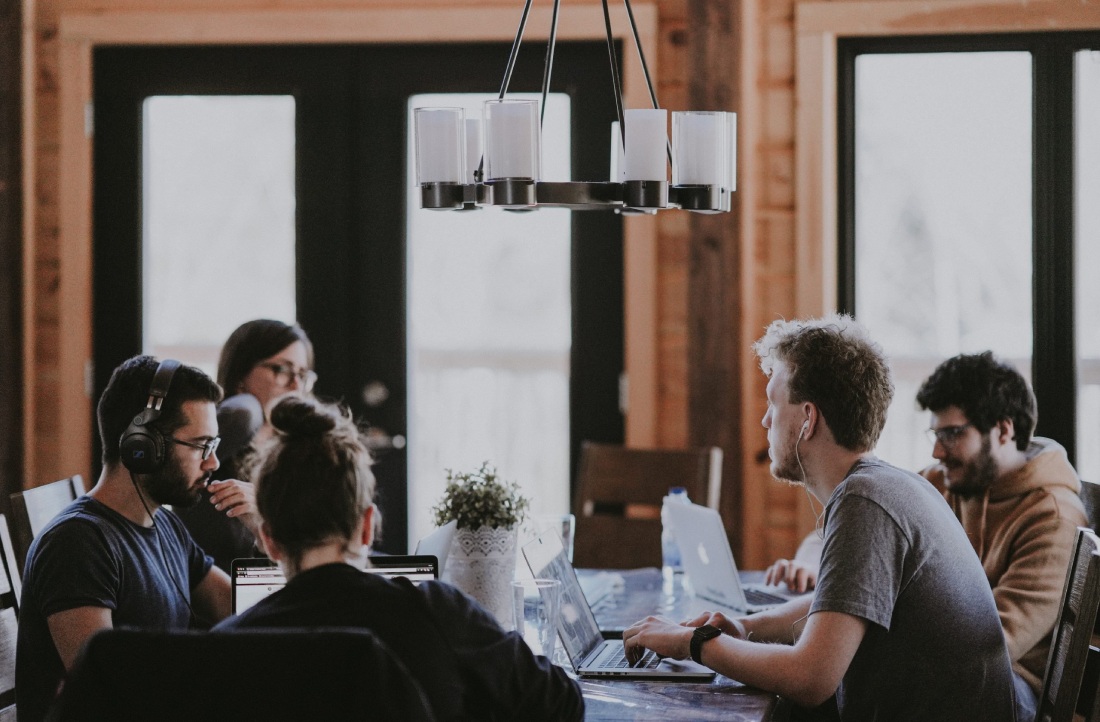 4-Essential-Tools-for-Managing-a-Distributed-Team-4-scaled 4 Essential Tools for Managing a Distributed Team 4